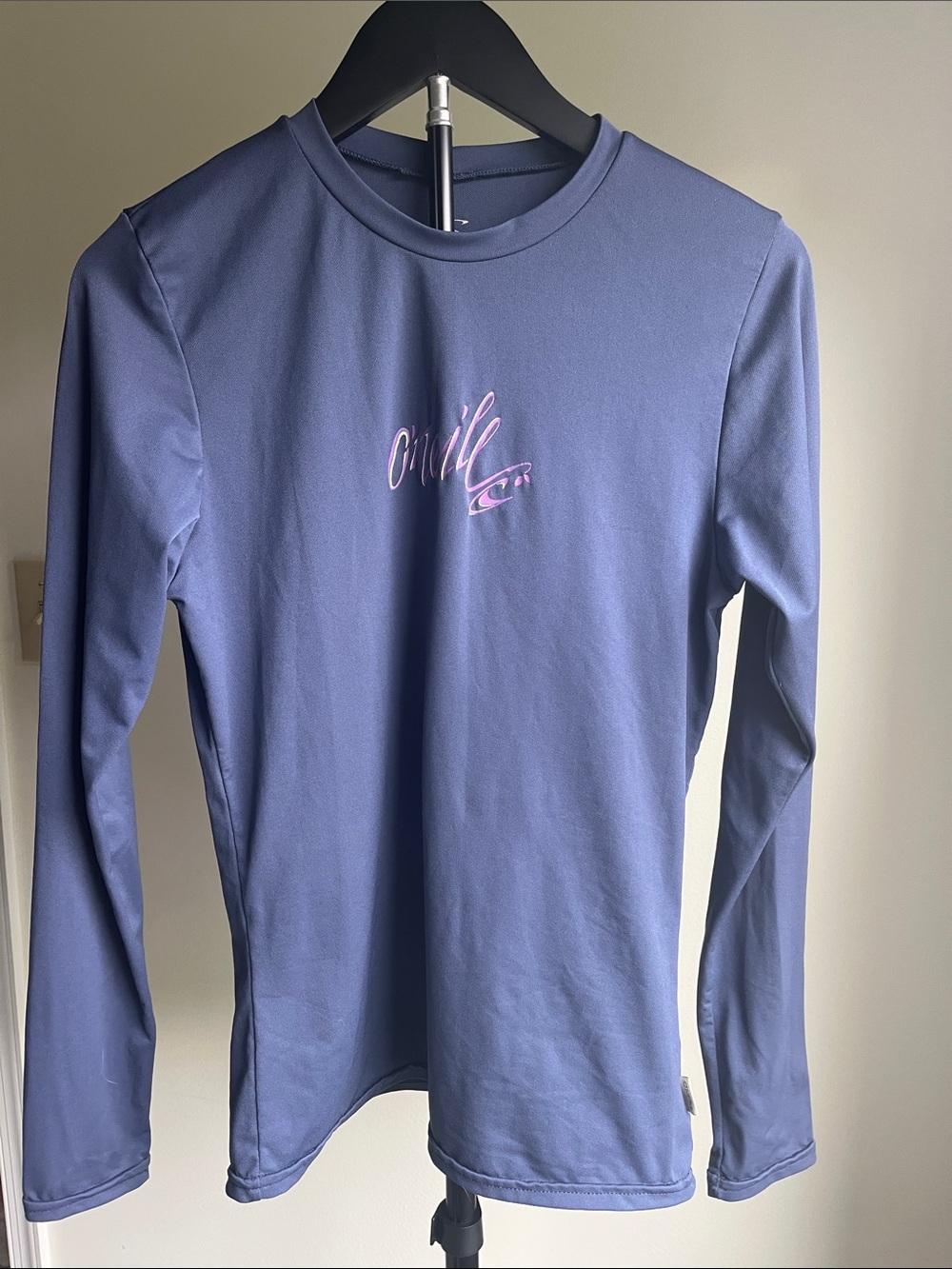 O'Neill Girls' Long Sleeve Rash Guard Top - Periwinkle with Pink Logo